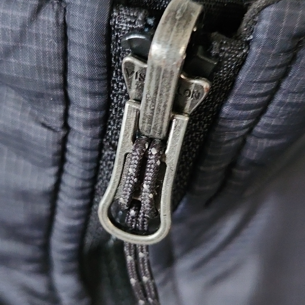 The North Face black lighter-weight patterned coat - Picture 10 of 12